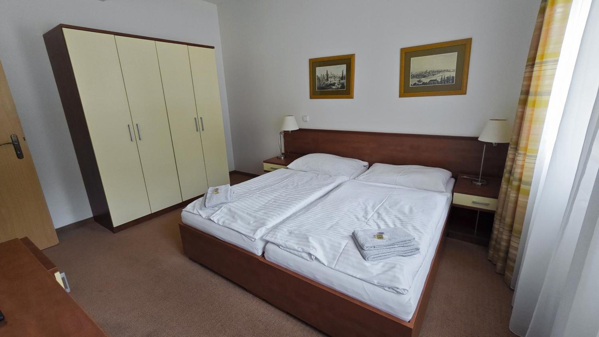 Geyserpark Village Карлови Вари Екстериор снимка
