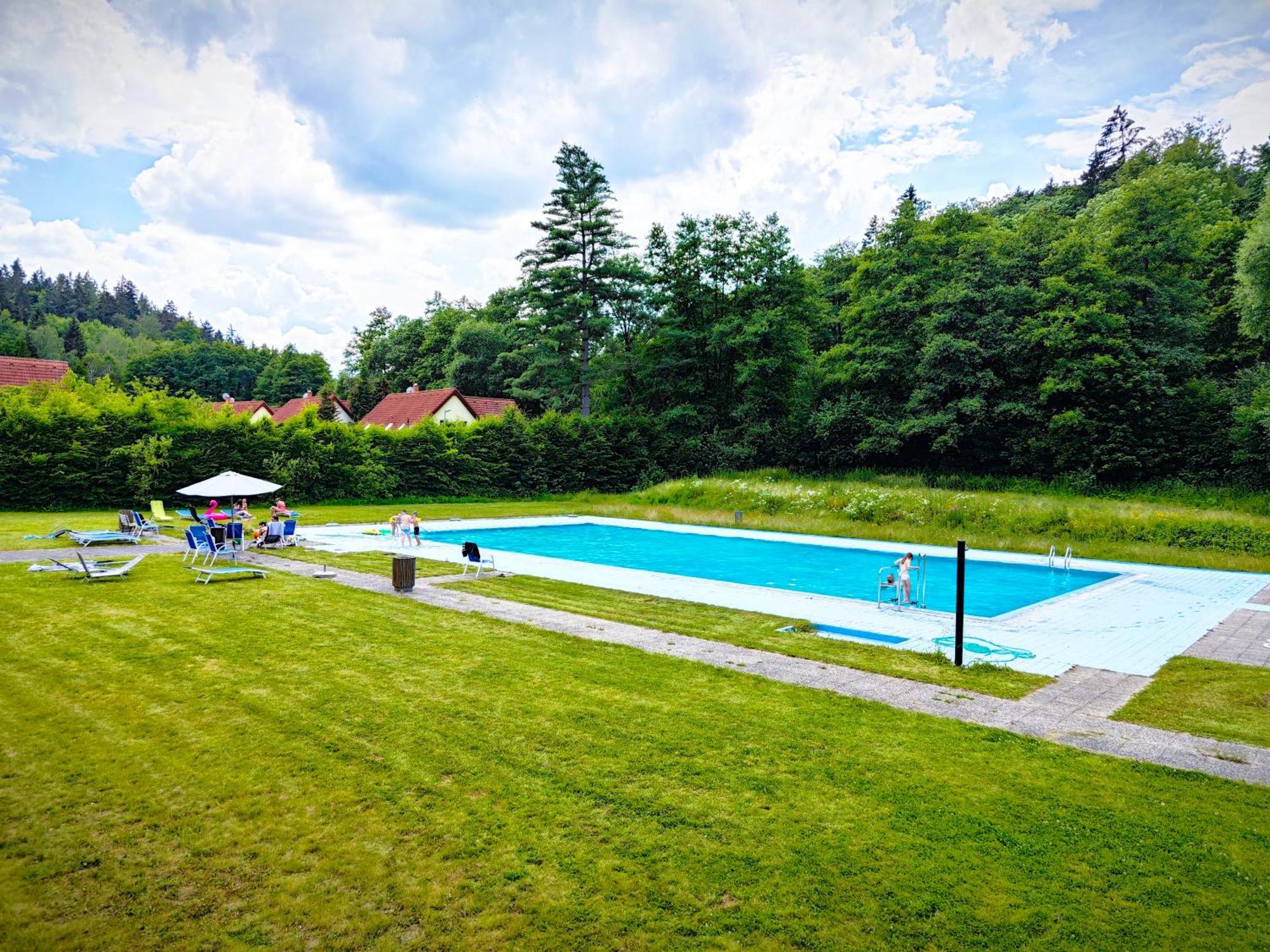Geyserpark Village Карлови Вари Екстериор снимка